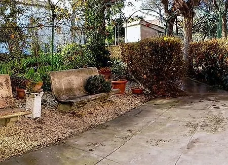 Maria Bed & Breakfast, Corridonia, Marche 3*