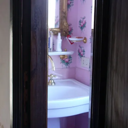 Maria Bed & Breakfast, Corridonia, Marche 3*