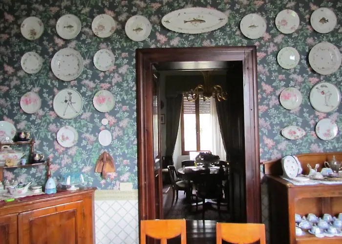 Alojamento de Acomodação e Pequeno-almoço Maria Bed & Breakfast, Corridonia, Marche 3*